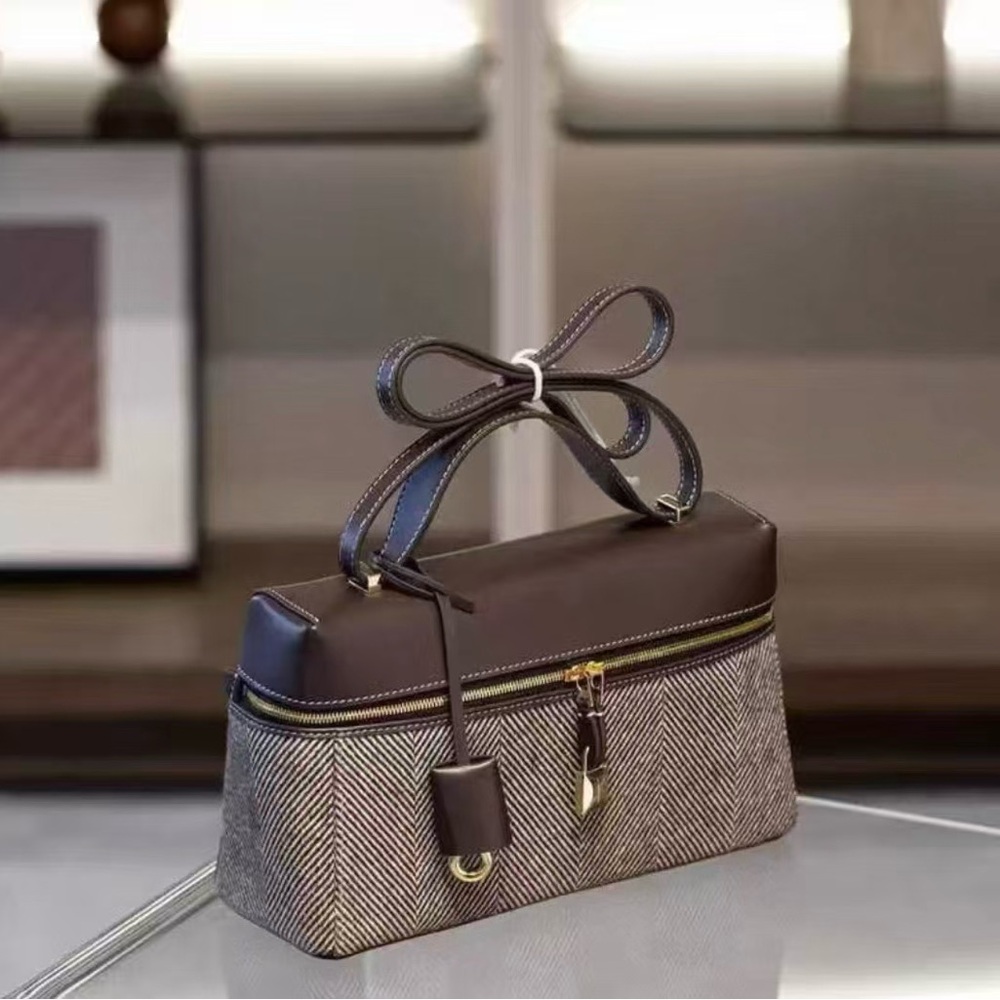 Loro Piana Premium Texture Splicing handbag - Picture 3 of 4